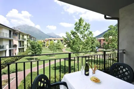 Residence Porto Letizia Porlezza - B4 Palace 1-room 4 pax Mountain View Plus P1MP4 8203, Appartement à Porlezza avec vue sur la montagne - Photo 5