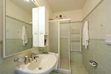 Residence Porto Letizia Porlezza -Village bilocale 4 pax VGB4 8226, Appartement Porlezza près du lac de Lugano - Photo 11
