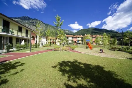 Residence Porto Letizia Porlezza -Village bilocale 4 pax VGB4 8226, Appartement Porlezza près du lac de Lugano - Photo 19