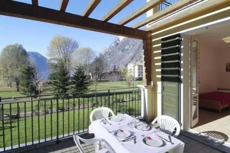 Residence Porto Letizia Porlezza -Villas Studio 4 pax Vista Lago Deluxe VSLD4 Lake View 8214, Appartement à Porlezza avec vue sur le lac - Photo 17