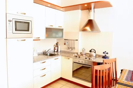 Residence Porto Letizia Porlezza - Villas Studio 4 pax Vista Lago Plus VSLP4 Lake View Plus 8213, Appartement à Porlezza avec vue sur le lac - Photo 8