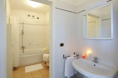 Residence Porto Letizia Porlezza - Villas Studio 4 pax Vista Lago Plus VSLP4 Lake View Plus 8213, Appartement à Porlezza avec vue sur le lac - Photo 14