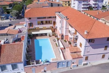 Apartments Cristal Blu Santa Teresa Gallura - Type Bilo 5, Appartement en bord de mer à Gallura - Photo 1