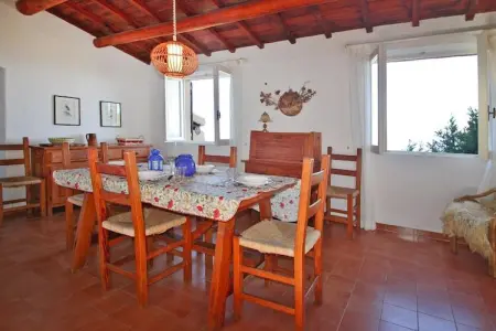 Holiday resort, Costa Paradiso-Villino trilocale, Maison en Sardaigne près des falaises rouges - Photo 2