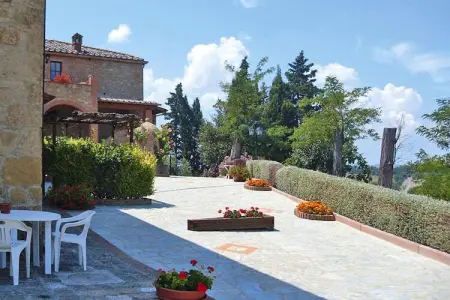Agri-tourism Casale Giulia, Volterra-App.Typ B Melograno, Mandorlo, Appartement près de Volterra vue panoramique - Photo 1