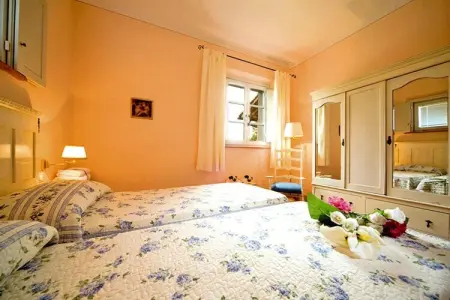Ferienanlage Borgo della Meliana Gambassi Terme Typ Trilo Superior, Appartement en Toscane avec Golf et Piscines - Photo 3