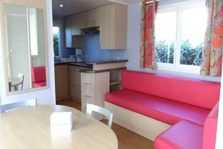 Caravanpark Domaine Sainte Véziane Bessan-Mobilhome Confort 2 chambres 4-6 pers, Mobil-home à Bessan avec terrasse - Photo 1