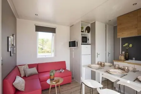 Caravanpark Domaine Sainte Véziane Bessan-Mobilhome Premium 2 chambres 4-6 pers, Mobilhome à Bessan avec terrasse - Photo 1
