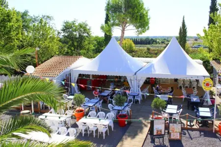 Caravanpark Domaine Sainte Véziane Bessan-Mobilhome Premium 2 chambres 4-6 pers, Mobilhome à Bessan avec terrasse - Photo 16
