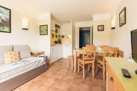 Holiday village Normandy Garden Branville - M5O Standard House 5 p - 1 bedroom - duplex, Appartement à Branville pour cyclistes et marcheurs - Photo 3