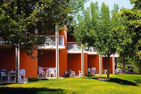 Residence Tiglio, Sirmione-bilo classic, Appartement dans la jolie Résidence Tiglio à Sirmione près du lac-anc. TUI - Photo 2