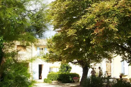 Reihenhaus in Monteux, Maison ensoleillée de Provence avec terrasse - Photo 12