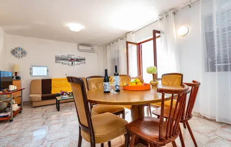 Appartement 7 personnes à Brodarica - Photo 3