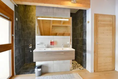 Penthouse 8p., Chalet dans les Alpes près du lac Léman - Photo 26