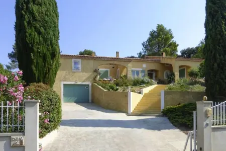 Ferienwohnung in Bellegarde / Les Santolines, Villa à Bellegarde près du Pont du Gard - Photo 12