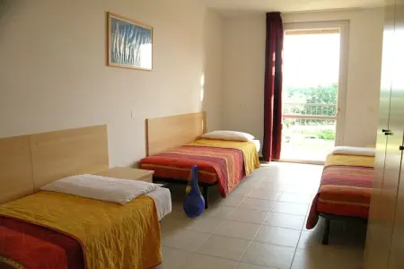 Holiday park Bella Italia, Peschiera-Ibisco, Appartement dans le parc de vacances Bella Italia - Photo 7
