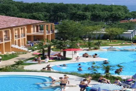 Holiday park Bella Italia, Peschiera-Ibisco, Appartement dans le parc de vacances Bella Italia - Photo 20