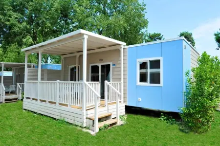 Holiday park Bella Italia, Peschiera-Girasole Suite MH H, Mobil-home dans le parc de vacances Bella italia - Photo 1
