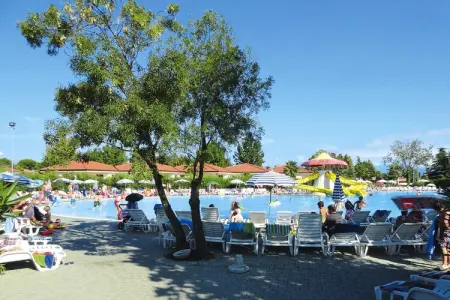 Holiday park Bella Italia, Peschiera-Girasole Suite MH H, Mobil-home dans le parc de vacances Bella italia - Photo 11
