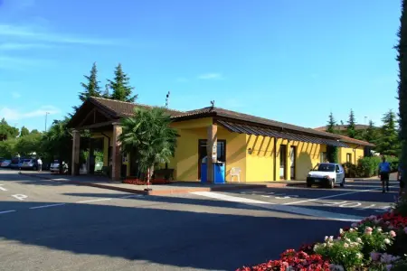 Holiday park Bella Italia, Peschiera-Girasole Suite MH H, Mobil-home dans le parc de vacances Bella italia - Photo 26