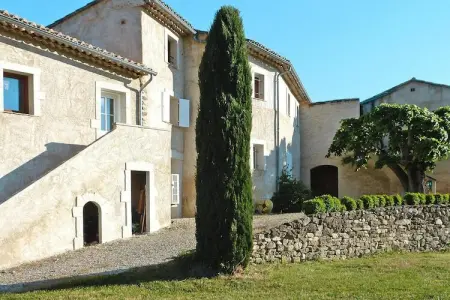 Ferienwohnung in Malaucène / Olivia, Maison de détente près de la piscine à Malaucène - Photo 1