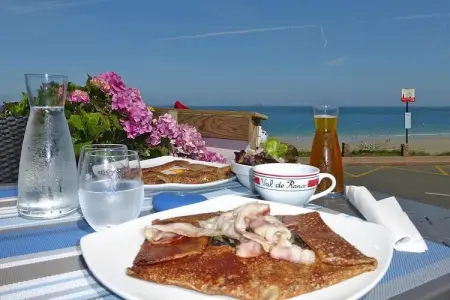 holiday home St Malo, Maison en Pierre à St Malo près Plage - Photo 32