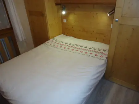 Appartement 2 chambres près des pistes avec terrasse et garage à La Clusaz - Photo 4