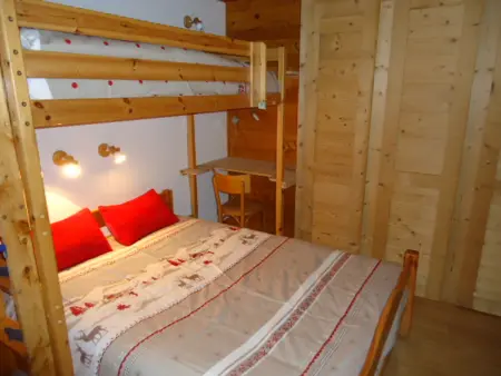 Appartement 2 chambres près des pistes avec terrasse et garage à La Clusaz - Photo 5