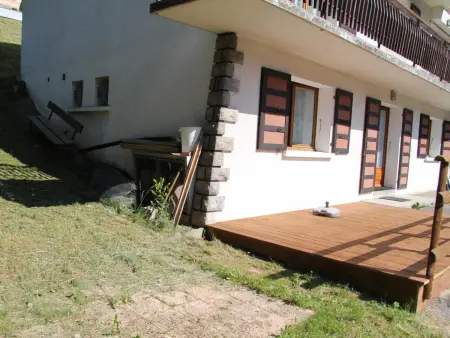Appartement 2 chambres près des pistes avec terrasse et garage à La Clusaz - Photo 9