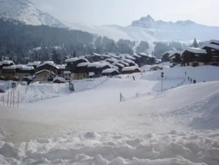 Studio divisible, proche pistes et commerces, terrasse sud - Photo 9