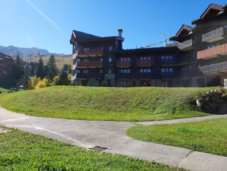 Studio divisible, proche pistes et commerces, terrasse sud - Photo 11
