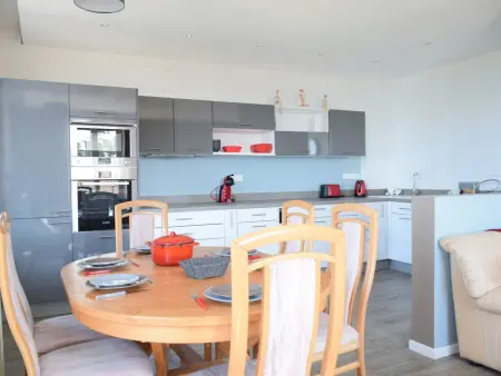 Spacieux appartement à Évian-les-Bains avec balcon et garage - Photo 1
