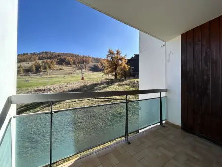 Appartement skis aux pieds, 6 pers avec parking, Montgenèvre - Photo 4