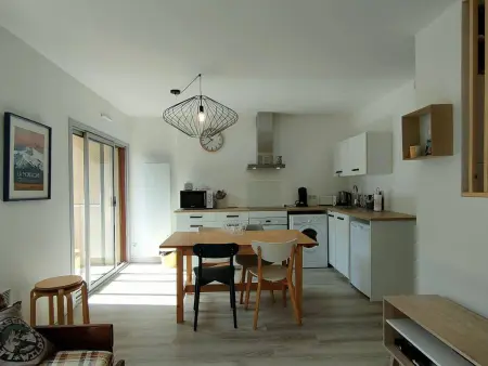 Appartement T1bis à Cauterets avec parking pour 4 personnes - Photo 2