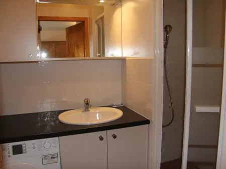 Charmant appartement au centre du village, proche des stations de ski - 4 personnes - Photo 7