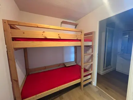 Appartement T2 Cabine avec Parking, vue sur Lac, Appartement 4 personnes à Les Angles - Photo 3