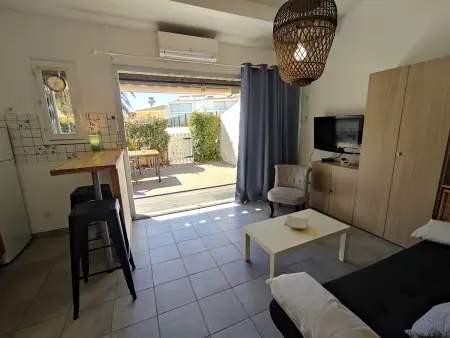 Appartement climatisé pour 2 avec piscine, terrasse et parking sécurisé à Agde - Photo 6
