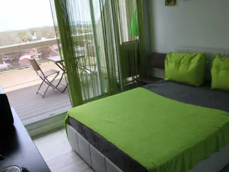 Studio cosy pour 2 personnes avec terrasse et parking au Cap d'Agde - Photo 2