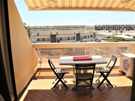 Studio climatisé, terrasse sud, parking, proche plage - Cap d'Agde - Photo 3