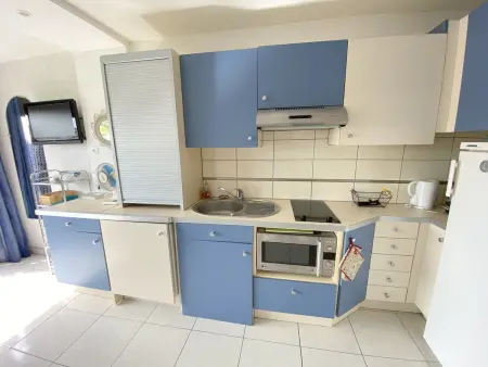 Studio avec Piscine à Agde, Parking Inclus, Appartement 2 personnes à Cap d'Agde naturisme - Photo 8