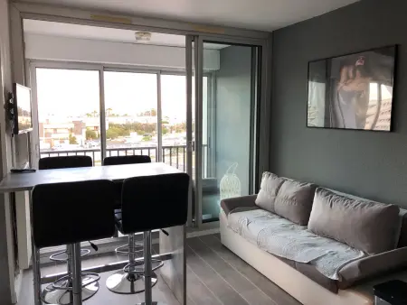 Appartement Climatisé, 4 Pers., 2 Balcons, Parking, Proche Plage - Agde - Photo 3