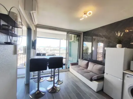 Appartement Climatisé, 4 Pers., 2 Balcons, Parking, Proche Plage - Agde - Photo 6