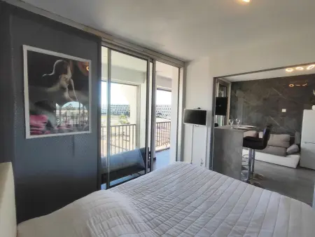 Appartement Climatisé, 4 Pers., 2 Balcons, Parking, Proche Plage - Agde - Photo 7