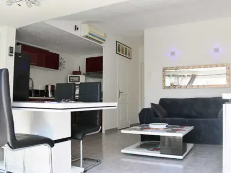 Appartement climatisé avec piscine, terrasse et parking - Proche des commodités - Agde - Photo 1