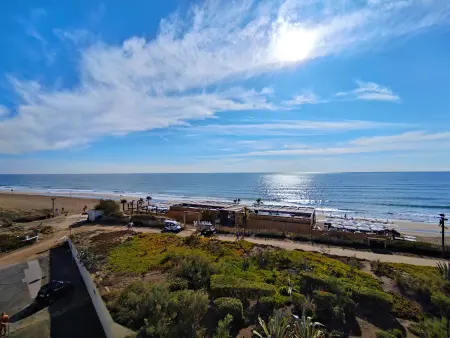 Studio climatisé en bord de mer avec terrasse et parking privé - Photo 6