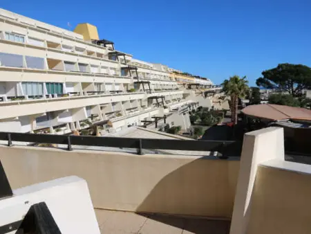 Cap d'Agde : Appart 2P Cabine, Terrasse, Parking, 4 Pers - Photo 1