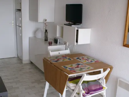 Cap d'Agde : Appart 2P Cabine, Terrasse, Parking, 4 Pers - Photo 6