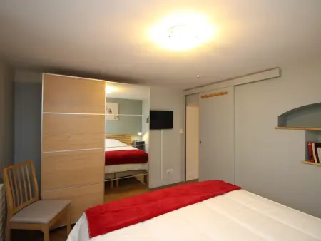 Appartement 3 pièces avec WIFI à 300 m des Thermes - Photo 5