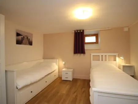 Appartement 3 pièces avec WIFI à 300 m des Thermes - Photo 6