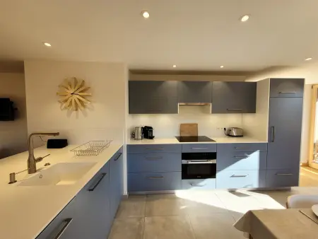 Appartement lumineux 5 pièces, confort pour 8 personnes, garage inclus - Photo 5